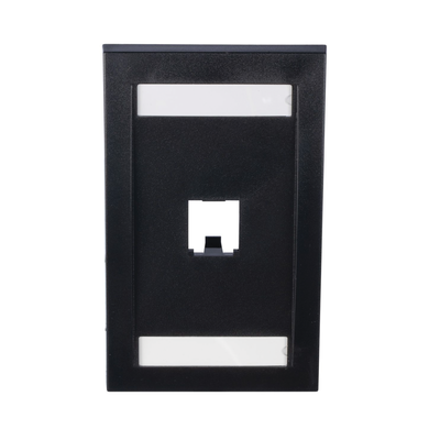 Imagen de Placa de Pared Vertical Ejecutiva, Salida de 1 Puerto Mini-Com, Con Espacios Para Etiquetas, Color Negro