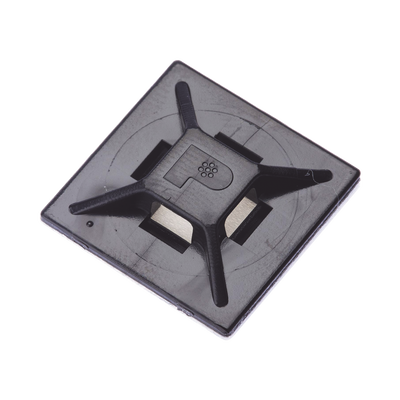 Imagen de Montaje-Sujetador Para Cable de 4 vías, con Adhesivo Acrilico, 25.4 x 25.4mm (1in x 1in), Color Negro, Uso en Exterior, 1 pieza