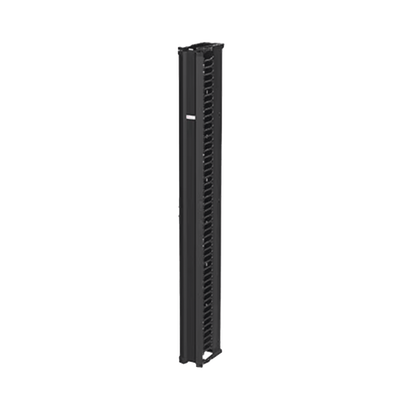 Imagen de Organizador Vertical CableTek, Sencillo (Solo Frontal), Para Rack Abierto de 45 Unidades, 6 in de Ancho, Color Negro