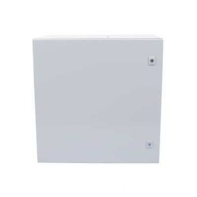 Imagen de Gabinete de Acero IP66 Uso en Intemperie (600 x 600 x 300 mm) con Placa Trasera Interior Metálica y Compuerta Inferior Atornillable (Incluye Chapa y Llave T).