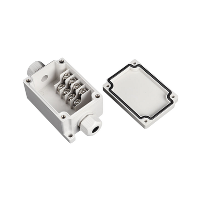 Imagen de Caja de Conexión Exterior con Conexión Lateral para 4 Líneas (doble tornillo). Incluye Glándulas.