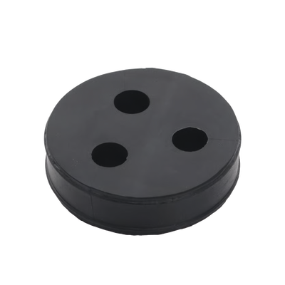Imagen de Inserto de Caucho de 4" Con Tres Orificios para Cable de 1/2 in