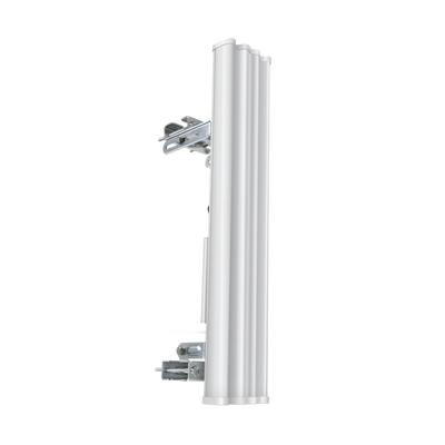 Imagen de Antena sectorial para radio estaciones base airMAX de 90 grados de cobertura horizontal, 5 GHz (5.15-5.85 GHz) de 20 dBi