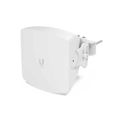 Imagen de UISP Access Point Multipunto Tecnología Wave en 60 Ghz, hasta 15 estaciones, hasta 5.4 Gbps, respaldo en 5 Ghz. 1 puerto SFP+ 10G, 1 puerto 2.5g Gbps, con GPS