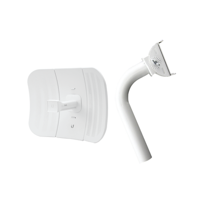 Imagen de LiteBeam airMAX M5 CPE hasta 100 Mbps, 5 GHz (5150 - 5875 MHz) con antena integrada de 23 dBi, incluye montaje universal UMOUNT