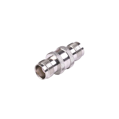 Imagen de Adaptador Barril en Línea de Conector TNC Hembra a TNC Hembra, Níquel/ Oro/  Teflón.